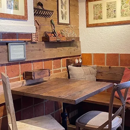 Romantik U Raka 4* Prague