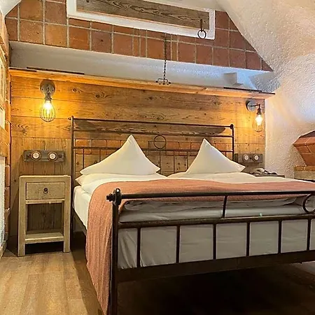Romantik U Raka 4*