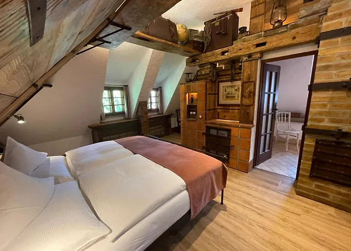 Romantik U Raka Hotell 4*